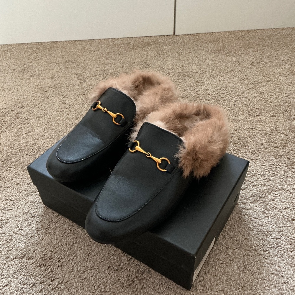 ARQA Studio Fur Mules